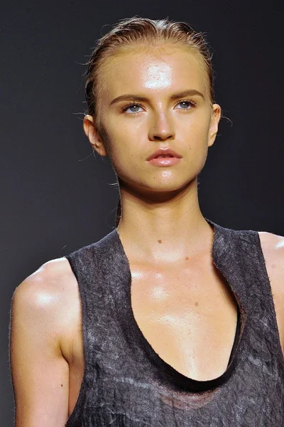 Look 37